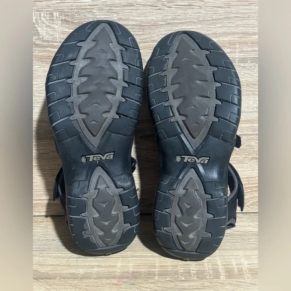Teva Tirra Black leather Outdoor Hiking strap Sandals women’s size 8 - Picture 7 of 10